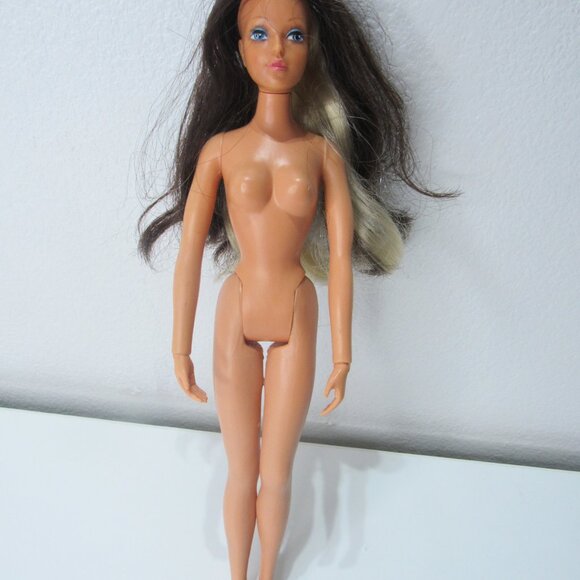Vintage 1975 Ideal Tuesday Taylor Flip Hair Doll Rooted Lashes Two Tone Hair - Picture 11 of 11
